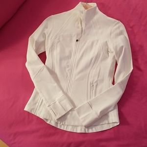 LULULEMON NEVER WORN JACKET